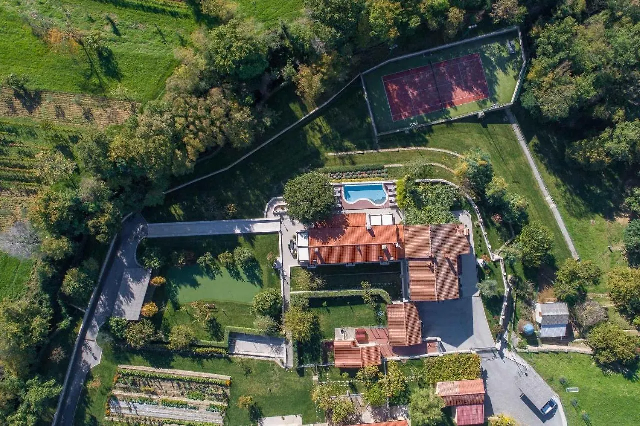 Holiday Home In Kapelica/Istrien 8846 Krapan